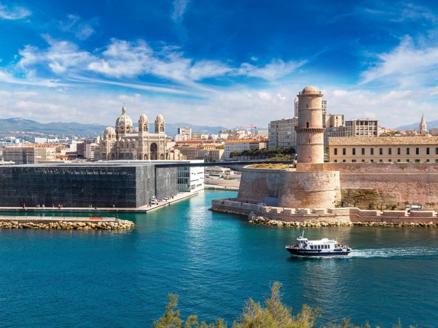 Verblijf in een 4*-hotel in wonderbaarlijk <b>Marseille</b> incl. vlucht