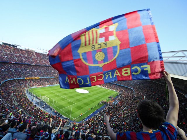 Onvergetelijke ervaring tijdens voetbalwedstrijd van <b>FC Barcelona</b> incl. verblijf, vlucht en entreekaart