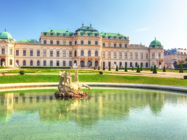 Stedentrip vol cultuur en historie naar de hoofdstad van <b>Oostenrijk: Wenen</b> incl. vlucht en ontbijt