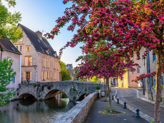 Verblijf bij het historische stadje <b>Chartres</b> onder <b>Parijs</b> incl. ontbijt