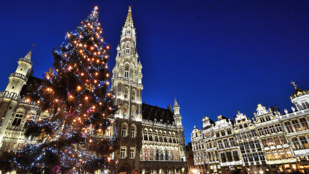 Bewonder licht en magie op de kerstmarkt in <b>Brussel</b>