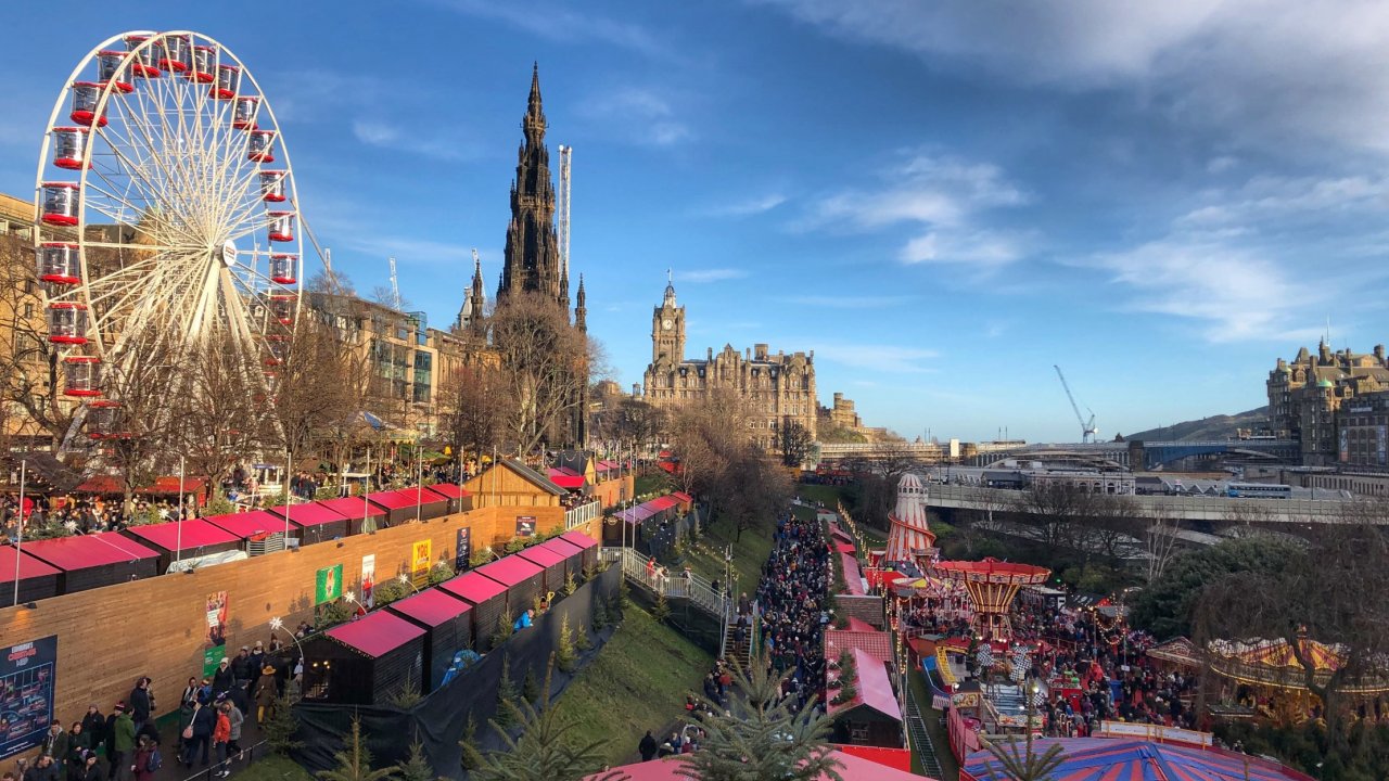 Kerstshoppen in de historische stad <b>Edinburgh</b>