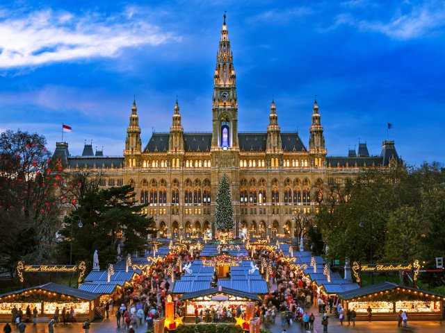 Proef de kerstsfeer in Wenen incl. 4*-hotel, ontbijt en vlucht