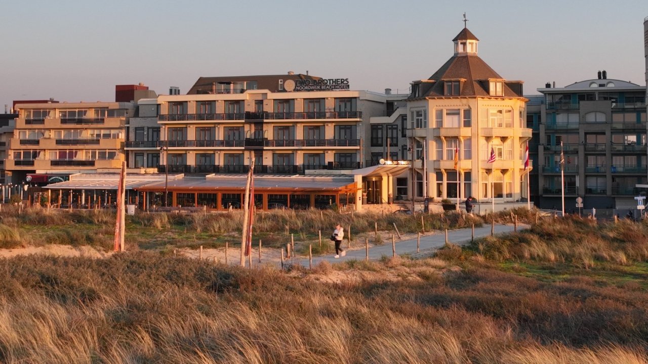 Luxe 4*-hotel aan het strand in <b>Noordwijk</b> incl. heerlijk 3-gangendiner