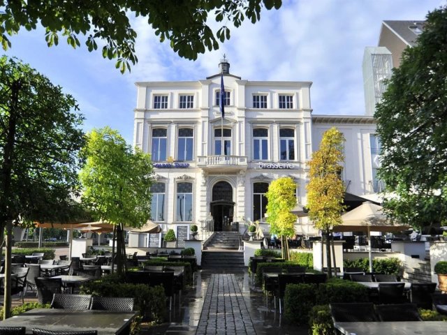 3 dagen luxe 4*-Boutiquehotel in het centrum van <b>Helmond</b> incl. ontbijt en 3-gangen asperge menu
