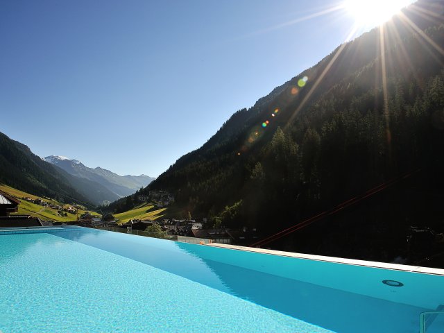 Verblijf in een top beoordeeld 4*-hotel met wellness in <b>Ischgl</b> in Tirol o.b.v. halfpension