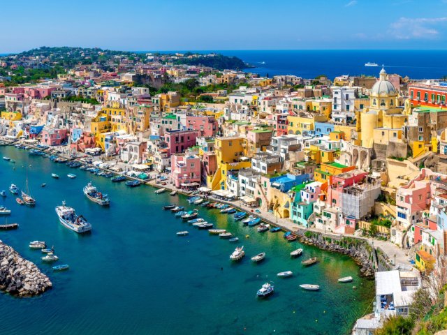 8-daagse cruise van Barcelona naar <b>Sardinië, Italië en Frankrijk</b> o.b.v. volpension of all-inclusive incl. vlucht