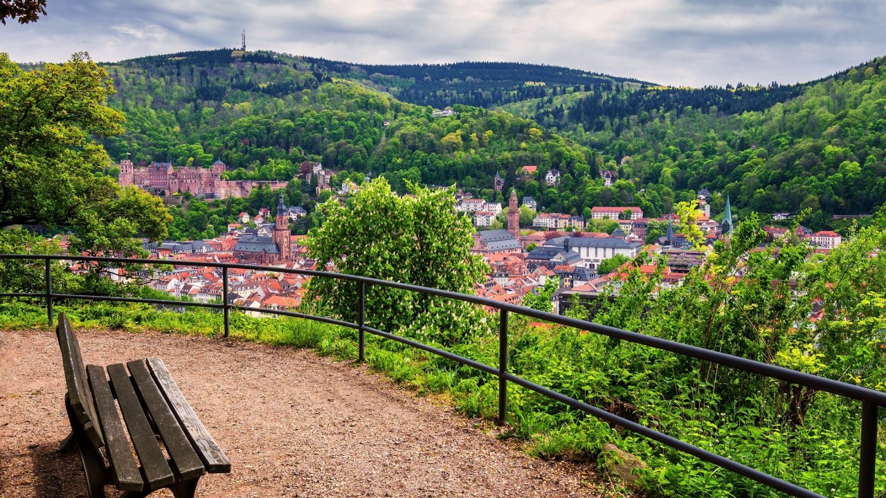 Ontdek bergachtig <b>Midden-Duitsland</b> nabij <b>Heidelberg</b> o.b.v. halfpension