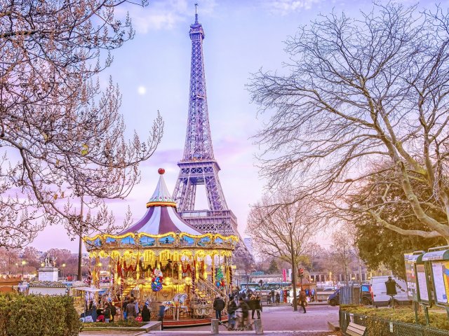 Beleef de magie van kerst in wereldstad <b>Parijs</b> incl. ontbijt