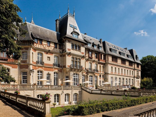 Verblijf in een prachtig 4*-kasteelhotel in het <b>Franse</b> <b>Chantilly</b> incl. ontbijt