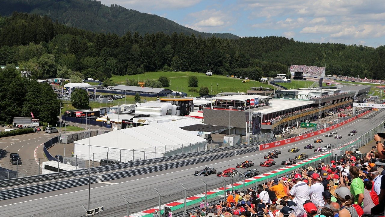 Formule 1: Grand Prix van Oostenrijk incl. 4*-hotel met ontbijt