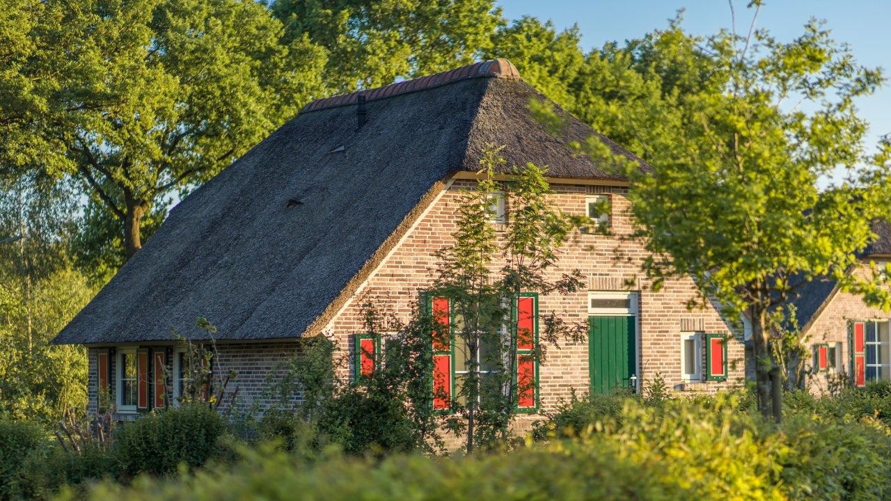 Verblijf in vrijstaande boerderij op landelijk vakantiepark in <b>Twente</b>