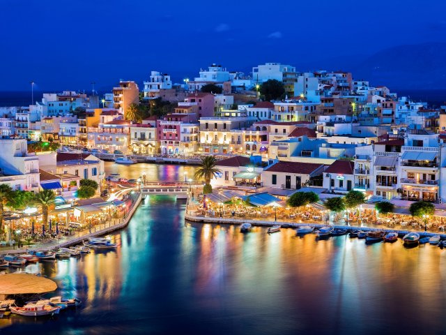 Zonvakantie naar de <b>havenstad Agios Nicolaos</b> op <b>Kreta</b> incl. vlucht, transfer en ontbijt