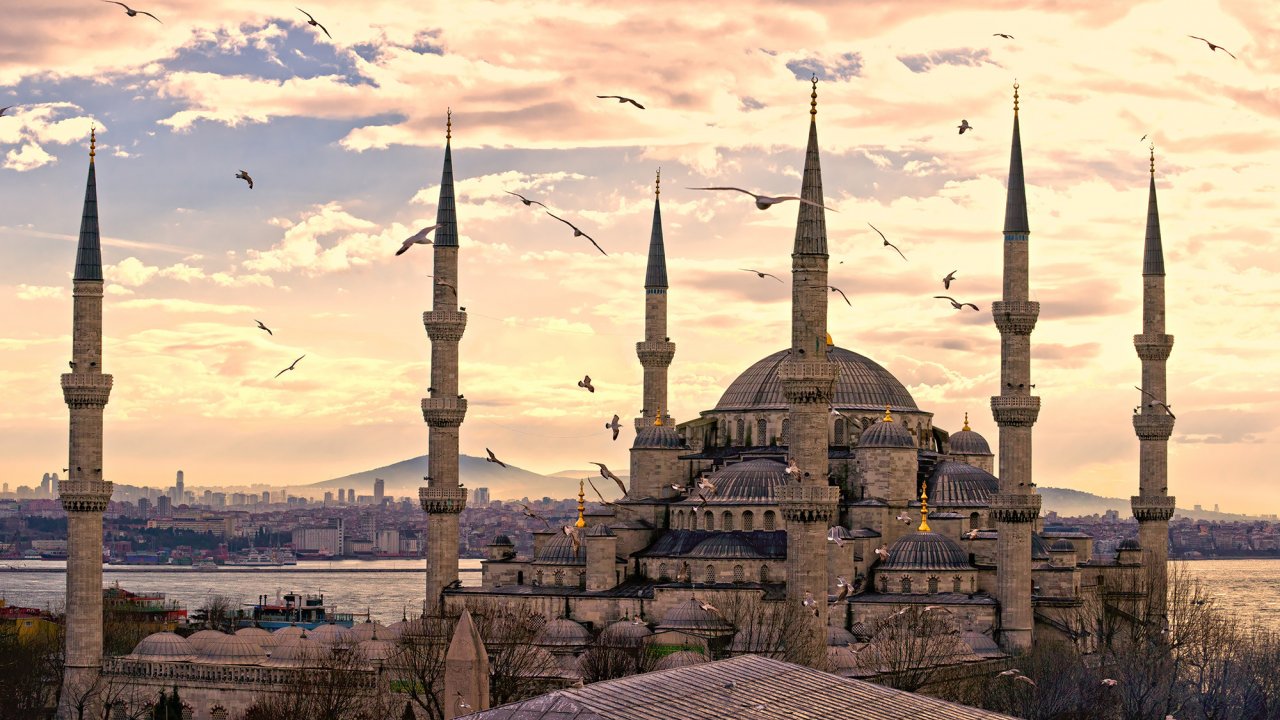 Stedentrip naar de bijzondere stad <b>Istanbul</b> incl. vlucht, transfer en ontbijt