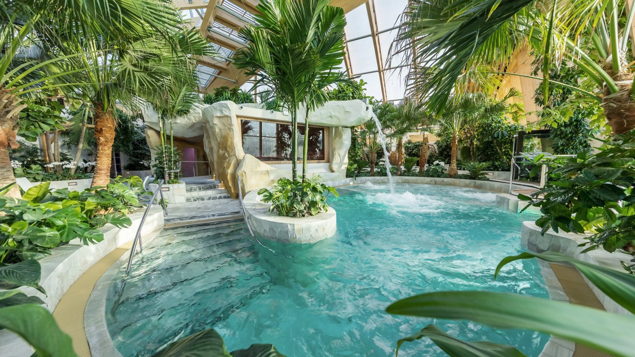 Verblijf in een luxe cottage in <b>Center Parcs Les Trois Forêts</b> Frankrijk