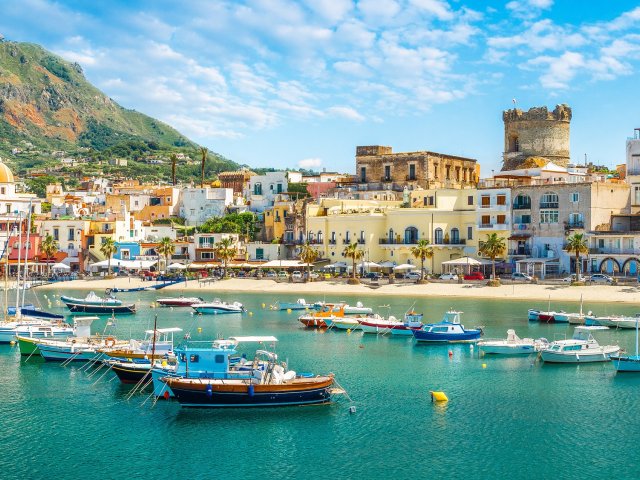 8-daagse vakantie langs de Italiaanse eilanden en <b>Amalfikust</b> incl. ontbijt, diner en excursies