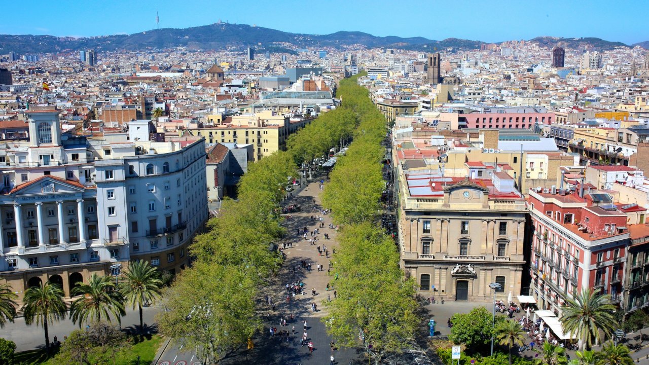 Stedentrip door de betoverende stad <b>Barcelona</b> incl. vlucht, ontbijt en fietstour