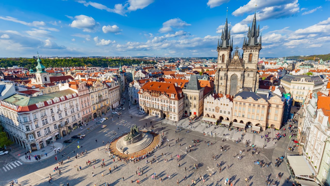 Geniet van stedentrip naar de historische stad <b>Praag</b> incl. vlucht en ontbijt