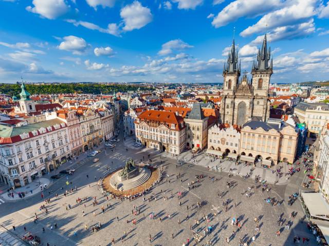 Verblijf in het hart van het culturele en historische centrum van <b>Praag</b> incl. vlucht en ontbijt