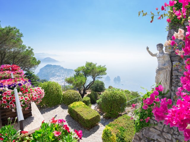 Rondreis langs 3 Italiaanse eilanden: <b>Ischia, Procida en Capri</b> incl. ontbijt, diner en meer