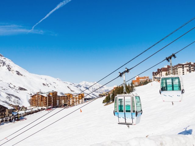 Wintersport vakantie naar de <b>Franse Alpen</b> met verblijf naast de skipiste