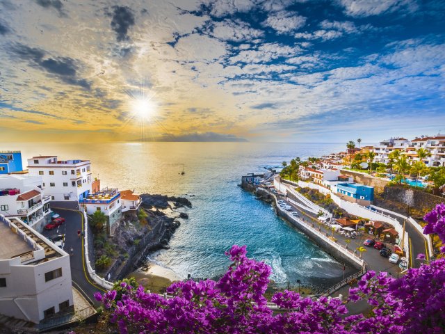15-daagse luxe cruise: <b>Madeira, Canarische Eilanden en Gibraltar</b> o.b.v. volpension