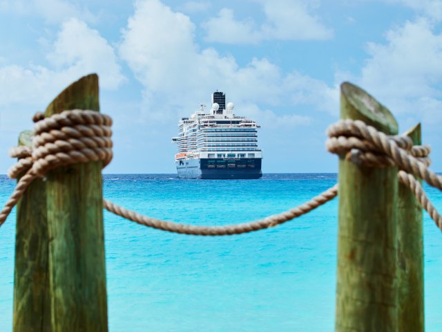 Zuid-Caribische cruise langs de <b>Bahama's, Aruba en Curaçao</b> o.b.v. volpension