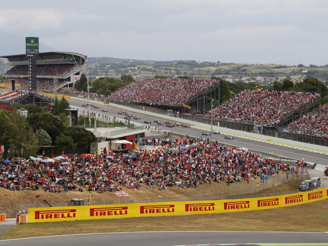 F1: Grand Prix van Spanje incl. vlucht met Oranje Charter, hotel en weekendticket